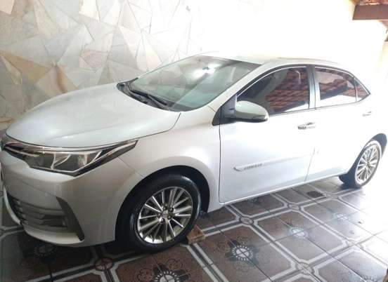 TOYOTA-COROLLA-2018