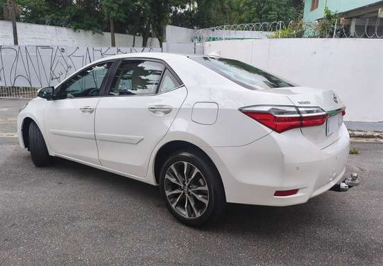 TOYOTA-COROLLA-2019