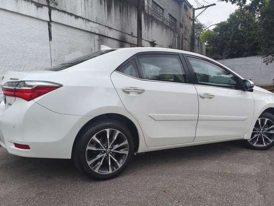 TOYOTA-COROLLA-2.0 ALTIS 16V FLEX 4P AUTOMÁTICO TOYOTA-COROLLA-2019