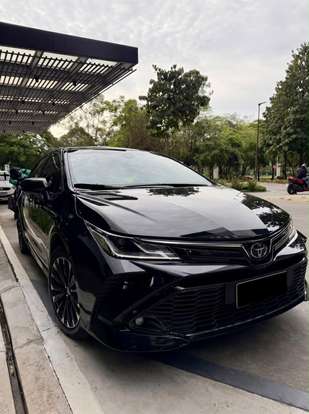 TOYOTA-COROLLA-2023