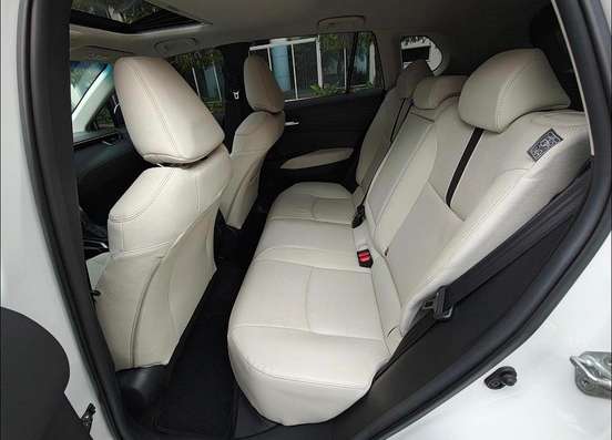 TOYOTA-COROLLA CROSS-2025