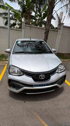 TOYOTA-ETIOS-2019