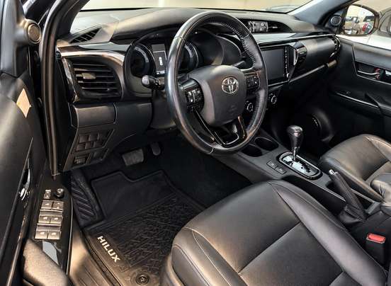TOYOTA-HILUX-2020