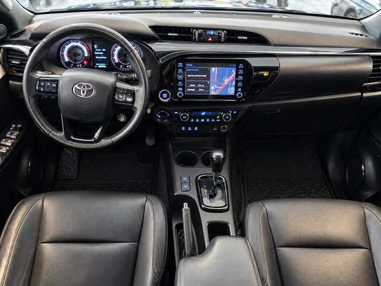 TOYOTA-HILUX-2.8 SRX 4X4 CD 16V DIESEL 4P AUTOMÁTICO TOYOTA-HILUX-2020