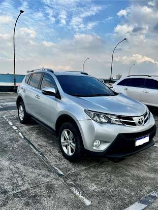 TOYOTA-RAV4-2013