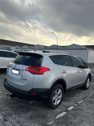TOYOTA-RAV4-2013