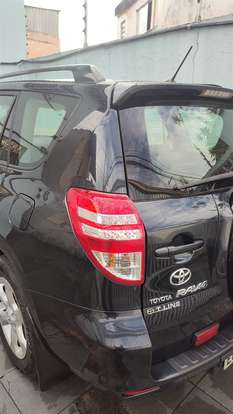 TOYOTA-RAV4-2.4 4X4 16V GASOLINA 4P AUTOMÁTICO TOYOTA-RAV4-2011
