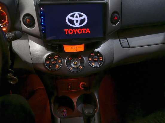 TOYOTA-RAV4-2.4 4X4 16V GASOLINA 4P AUTOMÁTICO TOYOTA-RAV4-2011