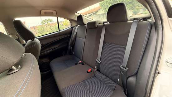 TOYOTA-YARIS-2019
