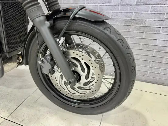 TRIUMPH-BONNEVILLE T120 BLACK 1200 TRIUMPH-BONNEVILLE T120 BLACK 1200-2020