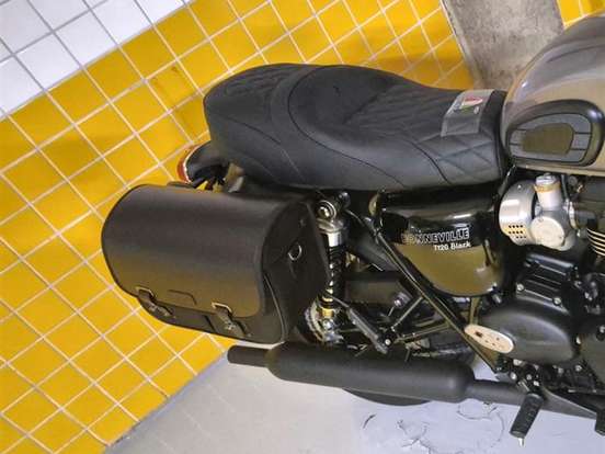 TRIUMPH-BONNEVILLE T120 BLACK 1200 TRIUMPH-BONNEVILLE T120 BLACK 1200-2025