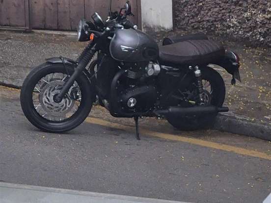 TRIUMPH-BONNEVILLE T120 BLACK 1200 TRIUMPH-BONNEVILLE T120 BLACK 1200-2025