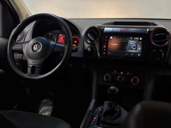 VOLKSWAGEN-AMAROK-2013