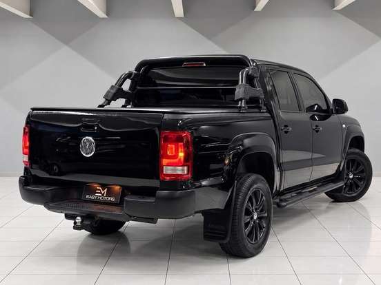 VOLKSWAGEN-AMAROK-2013