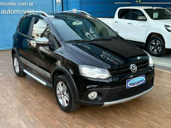 VOLKSWAGEN-CROSSFOX-2010