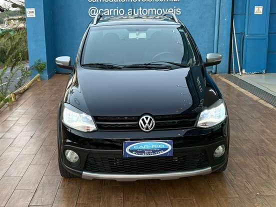 VOLKSWAGEN-CROSSFOX-2010