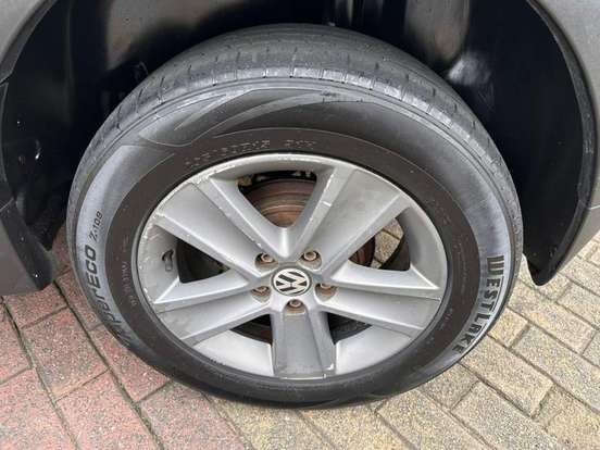 VOLKSWAGEN-CROSSFOX-1.6 MI FLEX 8V 4P MANUAL VOLKSWAGEN-CROSSFOX-2011