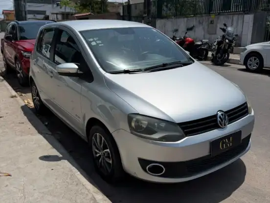 VOLKSWAGEN-FOX-1.0 MI 8V FLEX 4P MANUAL VOLKSWAGEN-FOX-2014