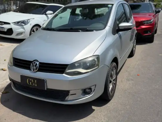 VOLKSWAGEN-FOX-1.0 MI 8V FLEX 4P MANUAL VOLKSWAGEN-FOX-2014