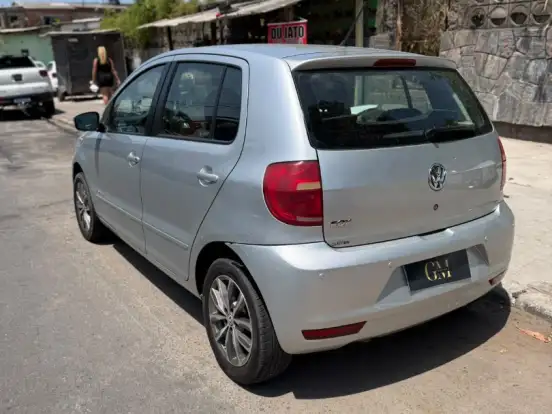VOLKSWAGEN-FOX-1.0 MI 8V FLEX 4P MANUAL VOLKSWAGEN-FOX-2014