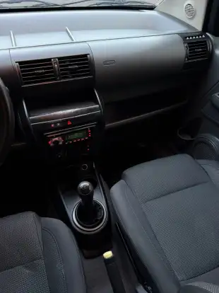VOLKSWAGEN-FOX-2008