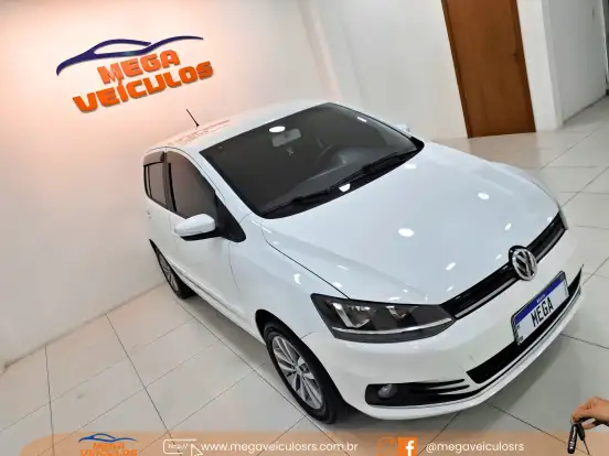 VOLKSWAGEN-FOX-1.6 MSI TOTAL FLEX CONNECT 4P MANUAL VOLKSWAGEN-FOX-2017