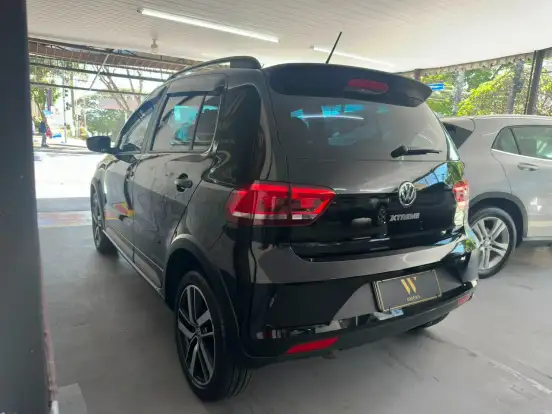 VOLKSWAGEN-FOX-2019