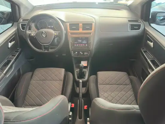 VOLKSWAGEN-FOX-1.6 MSI TOTAL FLEX XTREME 4P MANUAL VOLKSWAGEN-FOX-2019