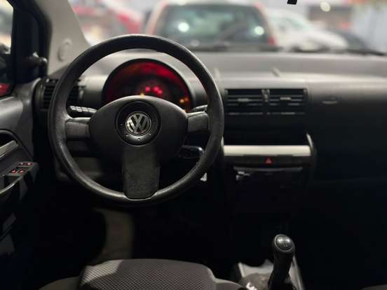 VOLKSWAGEN-FOX-2009