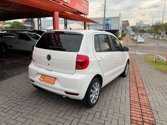 VOLKSWAGEN-FOX-1.0 MI 8V FLEX 4P MANUAL VOLKSWAGEN-FOX-2013