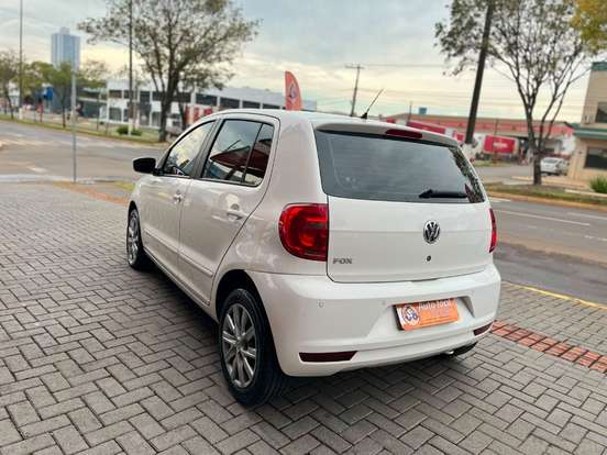 VOLKSWAGEN-FOX-2013