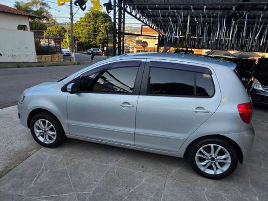 VOLKSWAGEN-FOX-1.0 MI 8V FLEX 4P MANUAL VOLKSWAGEN-FOX-2013