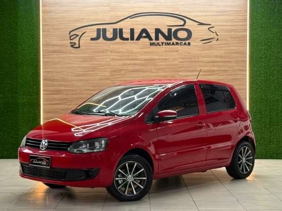 VOLKSWAGEN-FOX-2010