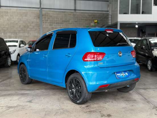 VOLKSWAGEN-FOX-1.0 MI TRENDLINE 8V FLEX 4P MANUAL VOLKSWAGEN-FOX-2015