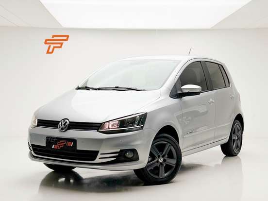 VOLKSWAGEN-FOX-1.0 MPI COMFORTLINE 12V FLEX 4P MANUAL VOLKSWAGEN-FOX-2015