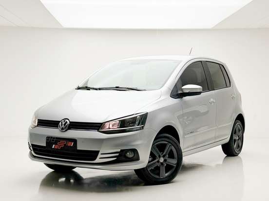 VOLKSWAGEN-FOX-1.0 MPI COMFORTLINE 12V FLEX 4P MANUAL VOLKSWAGEN-FOX-2015