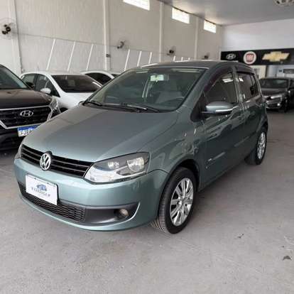 VOLKSWAGEN-FOX-2010