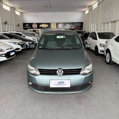 VOLKSWAGEN-FOX-2010