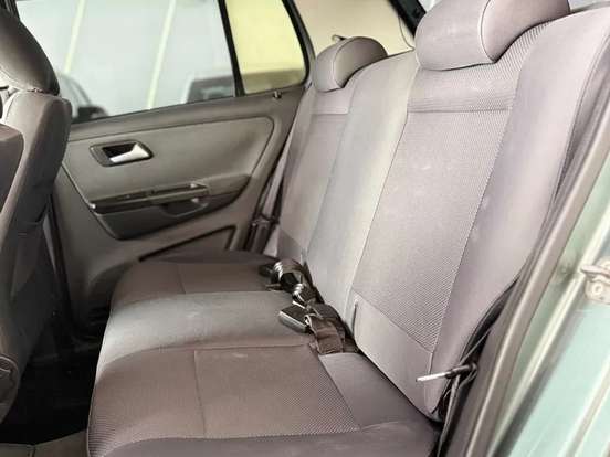VOLKSWAGEN-FOX-1.6 MI PRIME 8V FLEX 4P MANUAL VOLKSWAGEN-FOX-2010