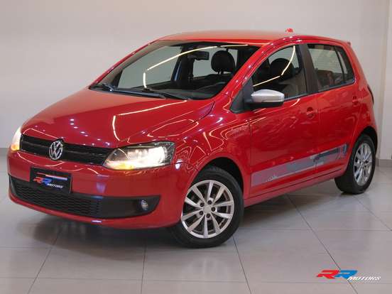VOLKSWAGEN-FOX-2013