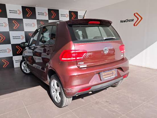 VOLKSWAGEN-FOX-2016