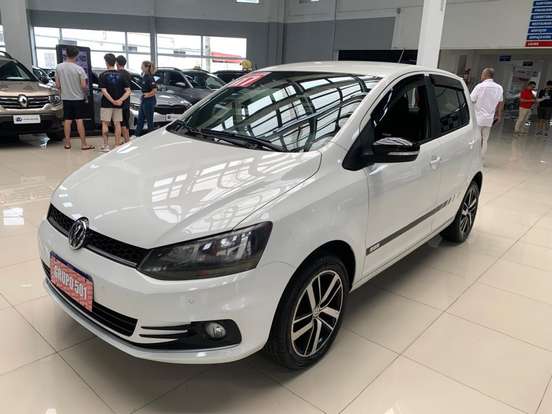 VOLKSWAGEN-FOX-1.6 MSI RUN 8V FLEX 4P MANUAL VOLKSWAGEN-FOX-2016