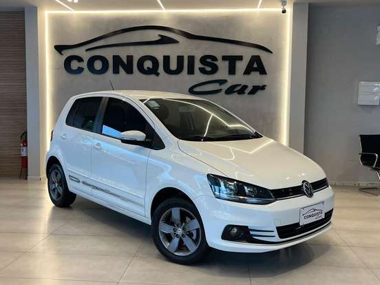 VOLKSWAGEN-FOX-2019