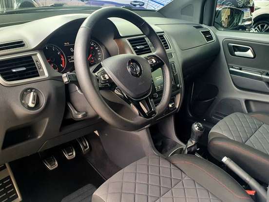 VOLKSWAGEN-FOX-1.6 MSI TOTAL FLEX XTREME 4P MANUAL VOLKSWAGEN-FOX-2021