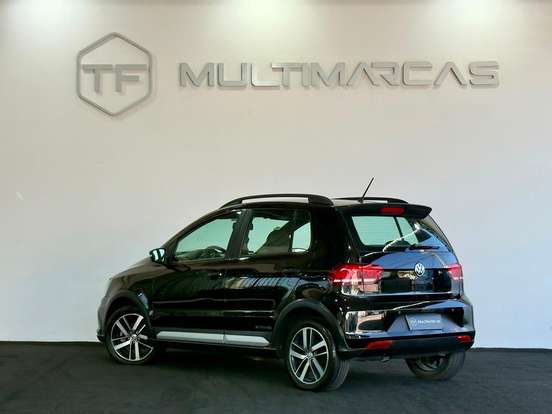VOLKSWAGEN-FOX-1.6 MSI TOTAL FLEX XTREME 4P MANUAL VOLKSWAGEN-FOX-2017