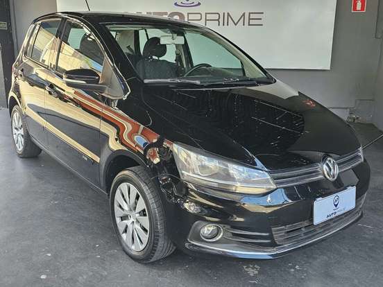 VOLKSWAGEN-FOX-1.6 MSI TRENDLINE 8V FLEX 4P MANUAL VOLKSWAGEN-FOX-2016