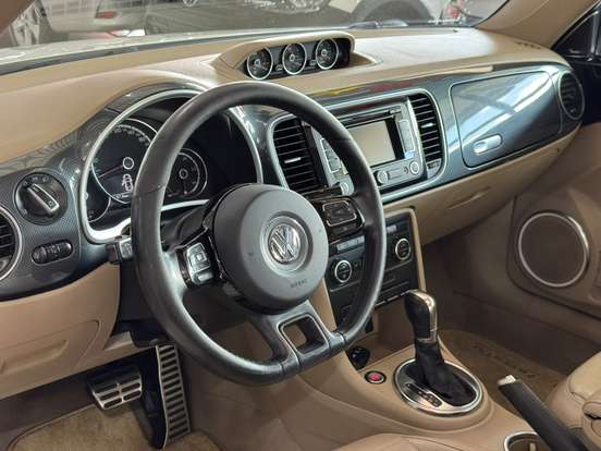 VOLKSWAGEN-FUSCA-2012