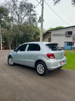 VOLKSWAGEN-GOL-2009