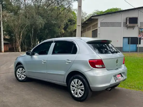 VOLKSWAGEN-GOL-1.0 MI 8V FLEX 4P MANUAL G.IV VOLKSWAGEN-GOL-2009