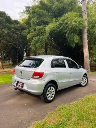 VOLKSWAGEN-GOL-2009